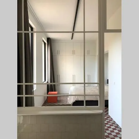 Apartment Xlsr, Lightfull Garden In The Center Of Ghent