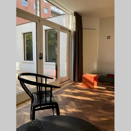 Apartment Xlsr, Lightfull Garden In The Center Of *