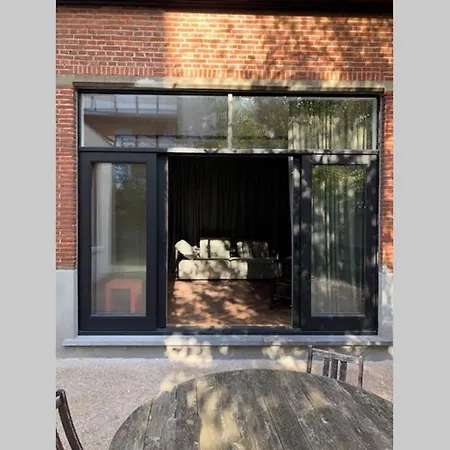 Xlsr, Lightfull Garden In The Center Of * Ghent